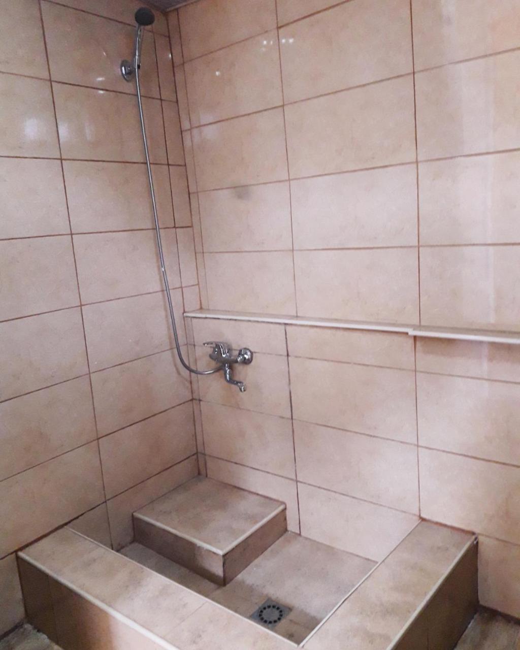 Guesthouse Ttt Tbilisi Esterno foto